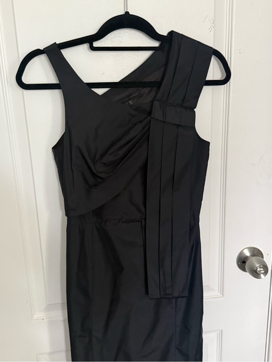 Marc By Marc Jacobs Dresses & Skirts - Marc By Marc Jacobs Black One-Shoulder Pleated Sash Dress